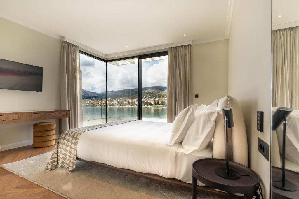 Seaside Villa by Brown Hotels photo 2