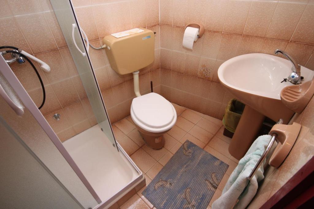 Apartment Metajna 6421b photo 3
