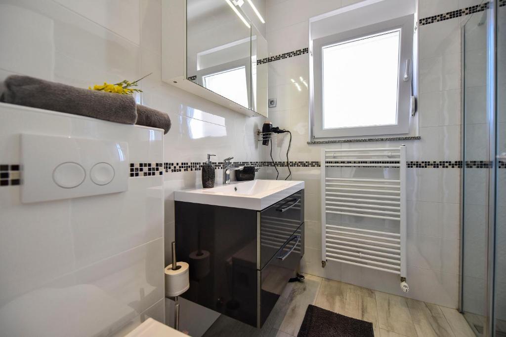 Moderner Bungalow mit Meerblick photo 3