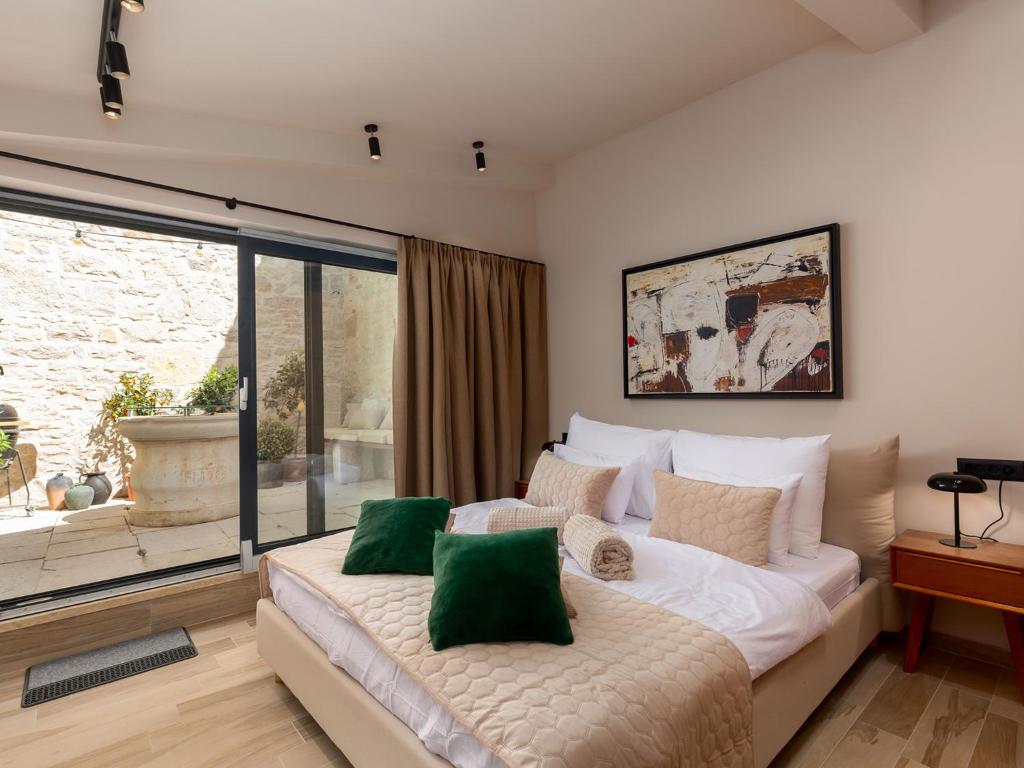 Sun city lifestyle photo 2