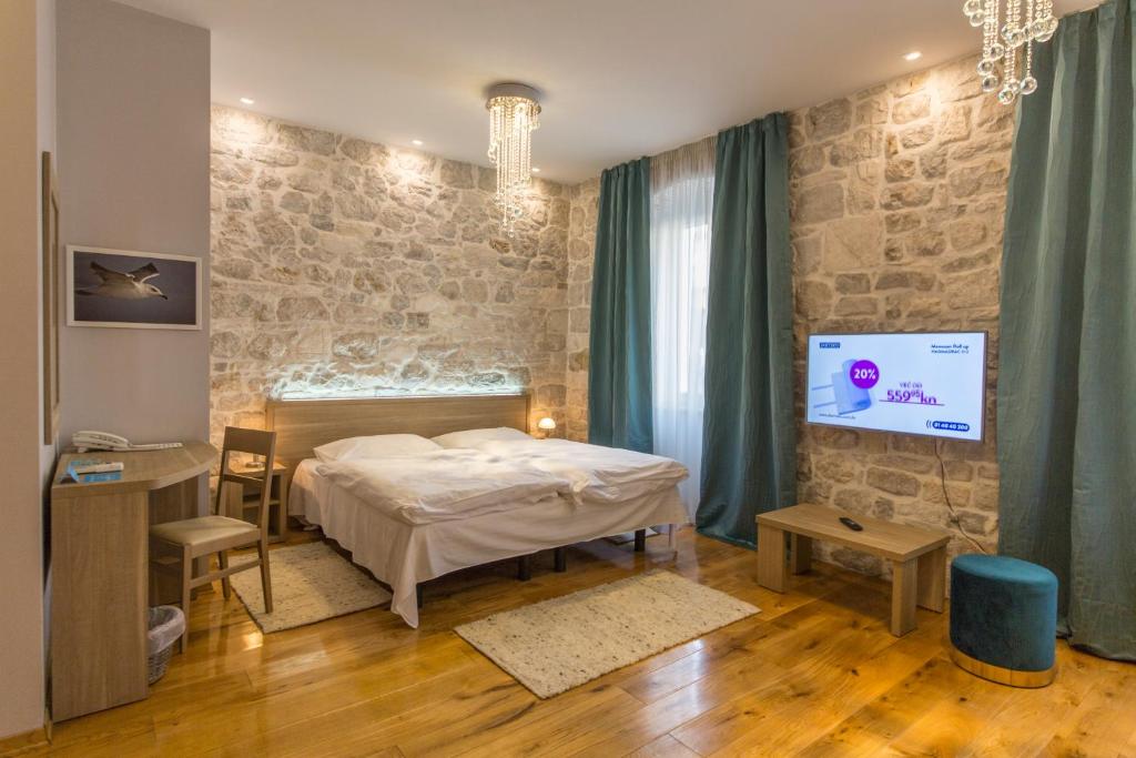 Tifani Luxury Rooms — photo 1