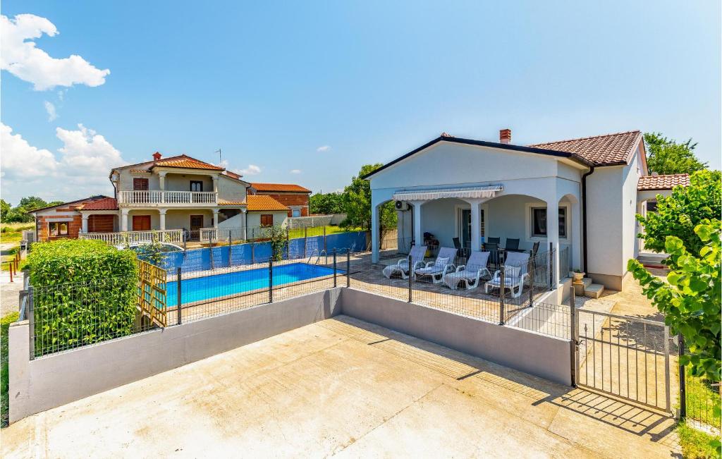 Amazing Home In Pula With Wifi — photo 1