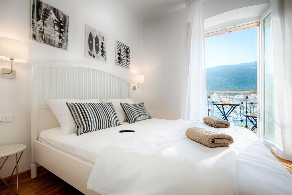 Seafront rooms Koluna photo 2