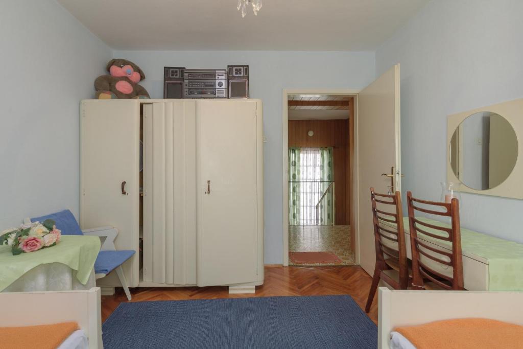 Rooms Mirjana - Centre of Trogir photo 2