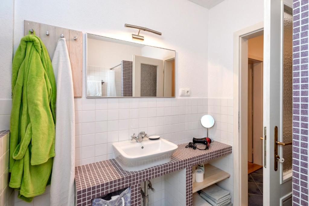 Stone house Apartment Pelago photo 3