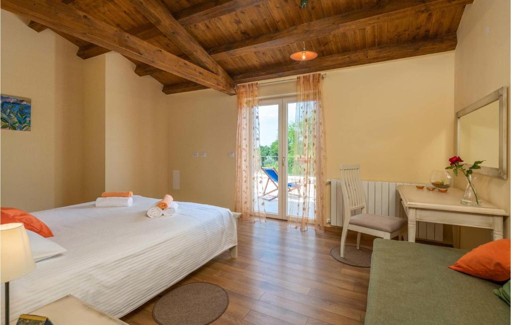 Gorgeous Home In Puntera With Wifi photo 3