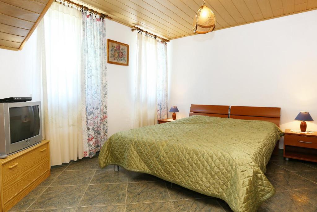 Apartments by the sea Lumbarda photo 2