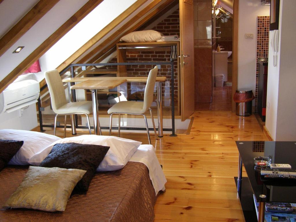 Split Artistic Apartments photo 2