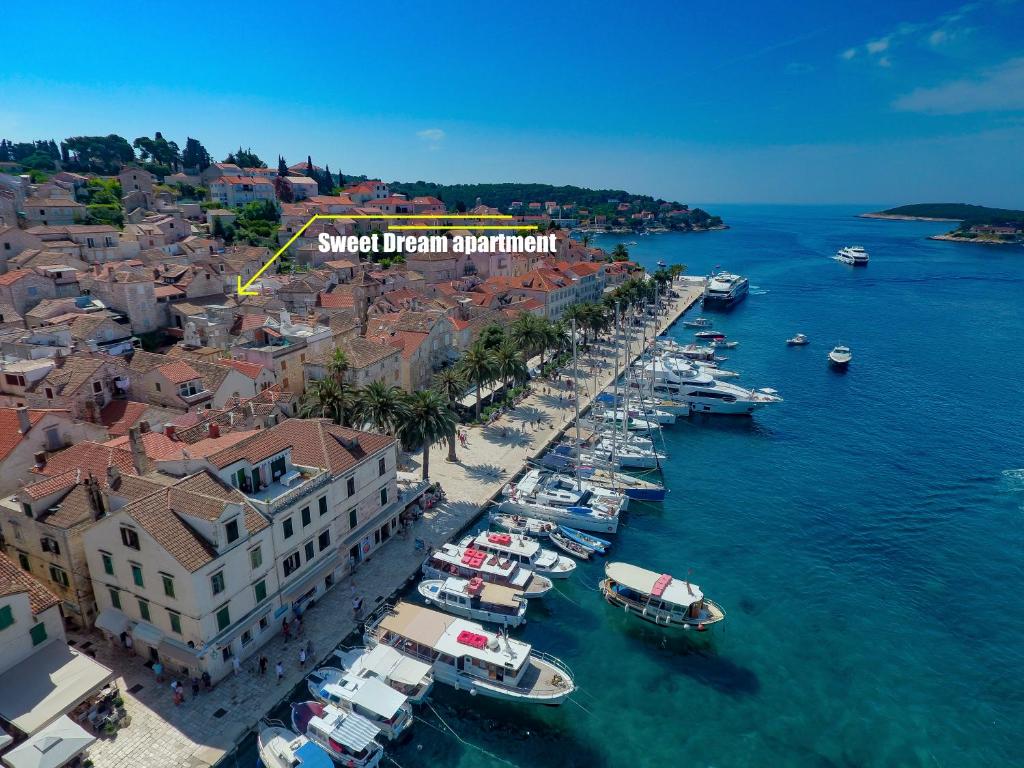 Sweet Dreams Old Town Hvar — photo 1