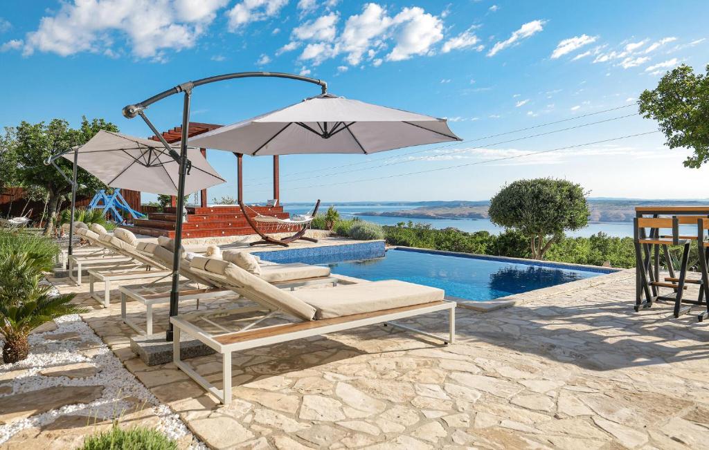 Amazing Home In Stinica — photo 1