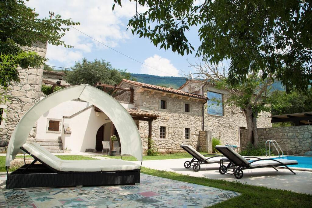 Trohi Homes - Soulful Istrian Hideaway — photo 1
