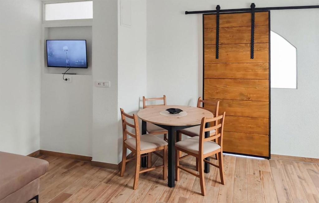 1 Bedroom Nice Apartment In Vodice — photo 1