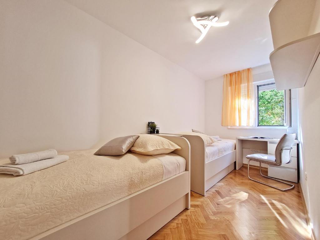 Split City Apartment Rosemary photo 2