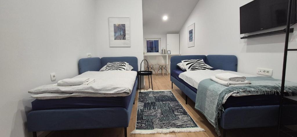 X Rooms photo 2