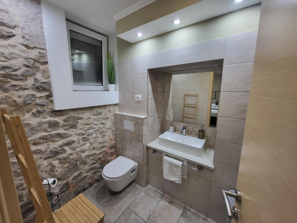 Rustic House Diklo 20m from the sea photo 3