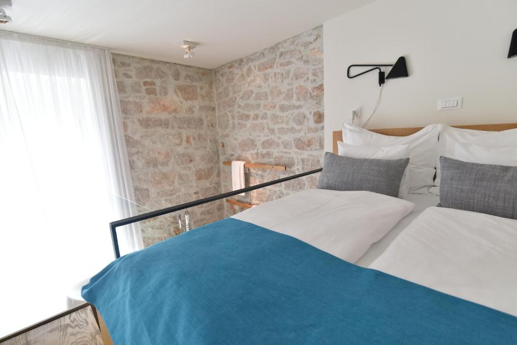 The Bridge Luxury Apartments photo 2