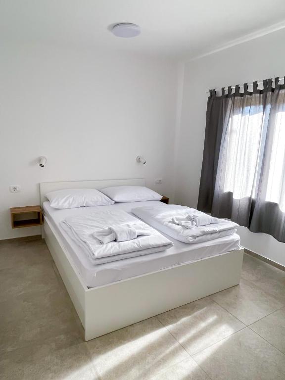 Tisa Homes photo 2