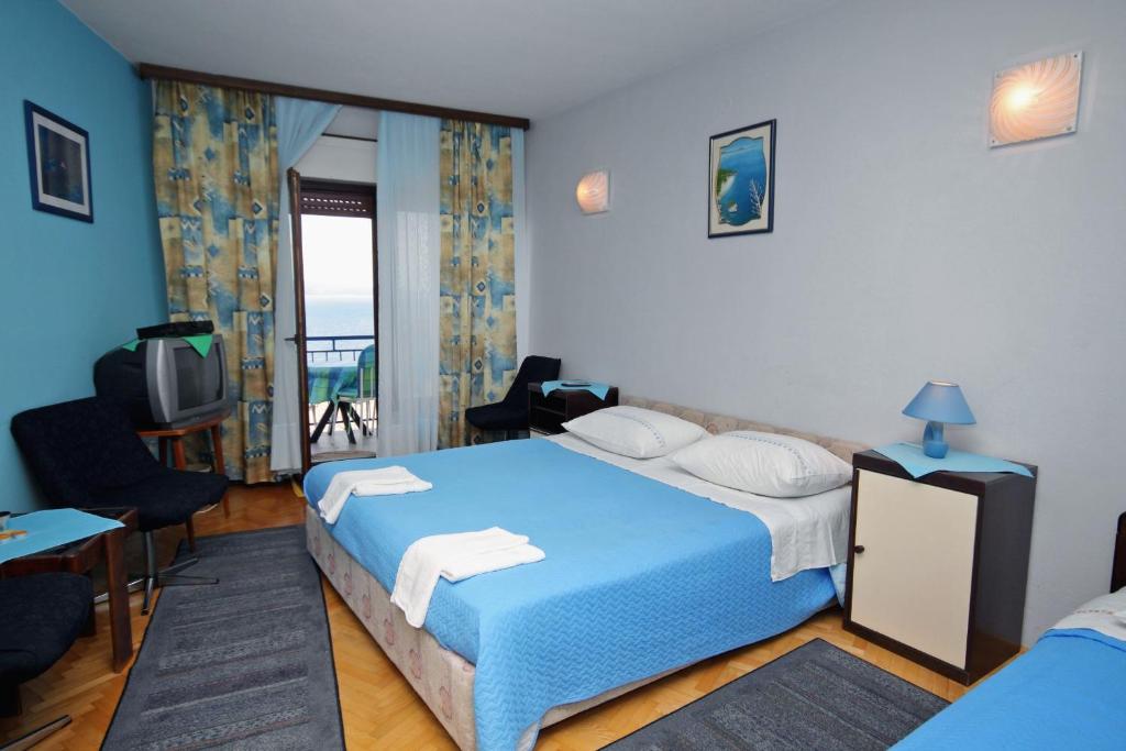 Apartments by the sea Lokva Rogoznica photo 2