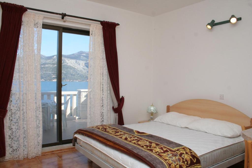 Apartments by the sea Tri Zala photo 2
