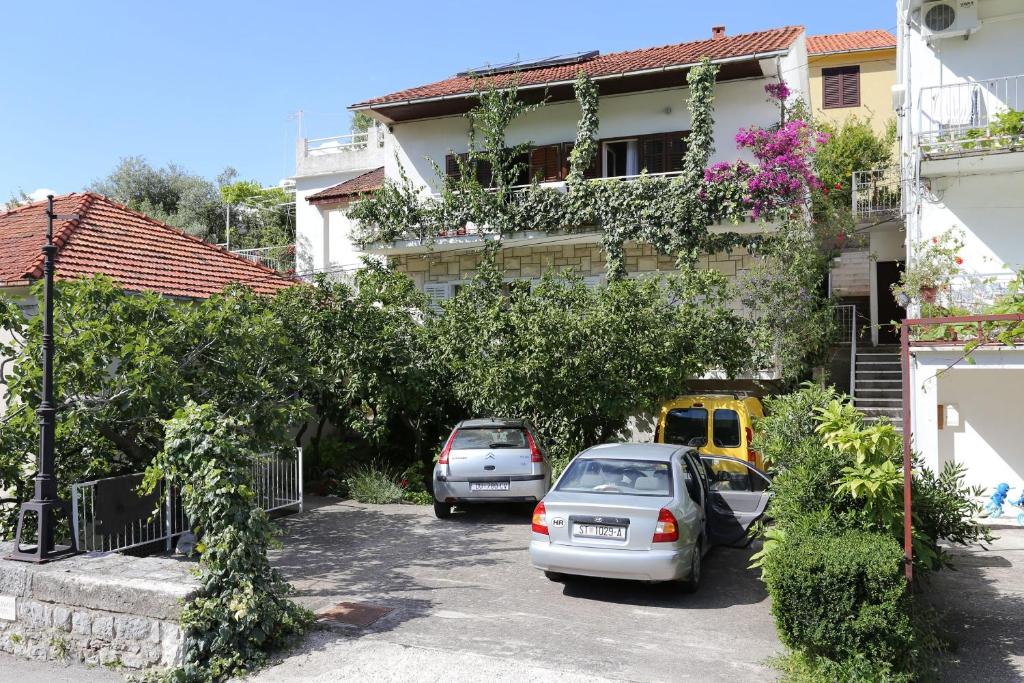Apartments with parking space Trpanj — photo 1
