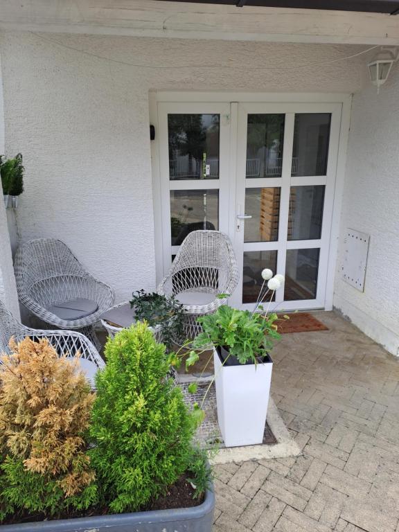 Studio apartman Dvori photo 3
