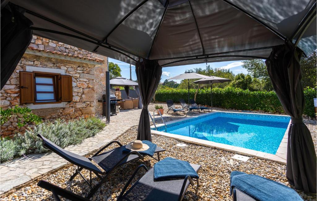 Gorgeous Home In Polje With Private Swimming Pool photo 2