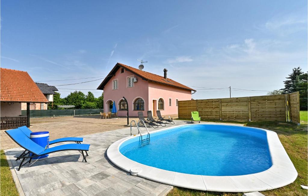 Nice Home In Turnisce — photo 1