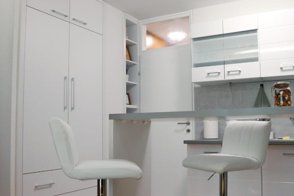 Studio Apartman Zrinka photo 3