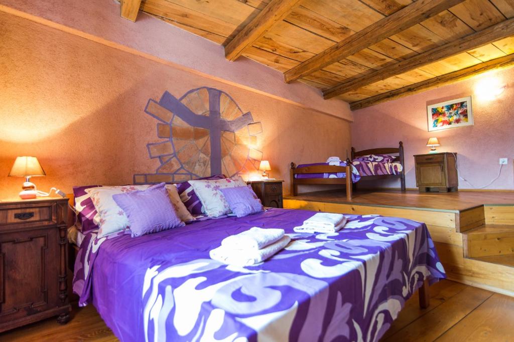 Rooms with a parking space Bratulici photo 2