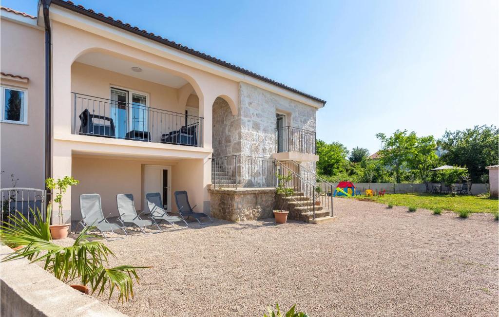 Lovely Home In Rasopasno With Wifi — photo 1