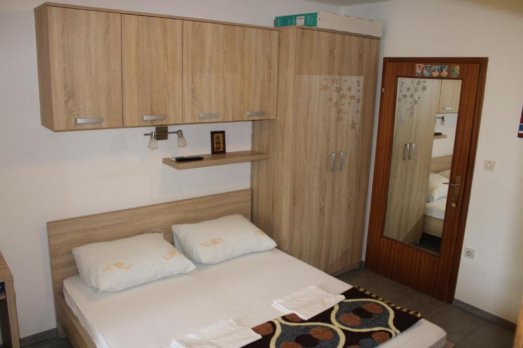 Studio apartman Štefanija photo 2
