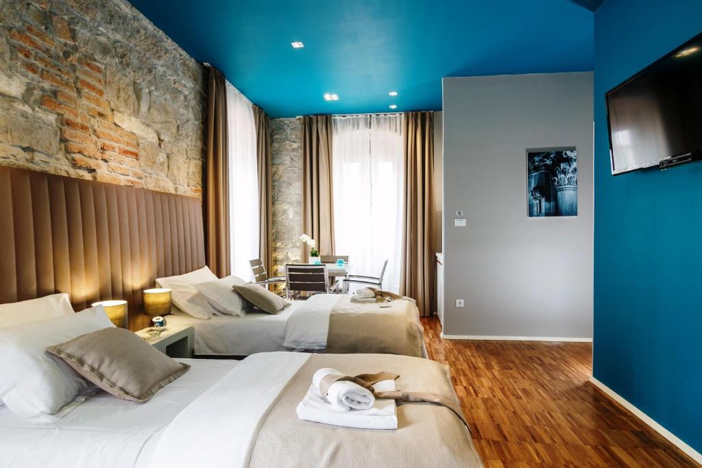 Riva Luxury Rooms photo 3