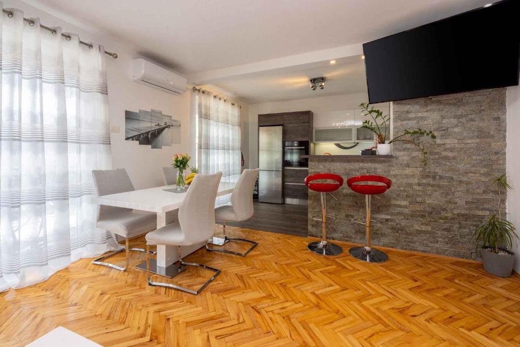 Apartment in Crikvenica 45074 — photo 1