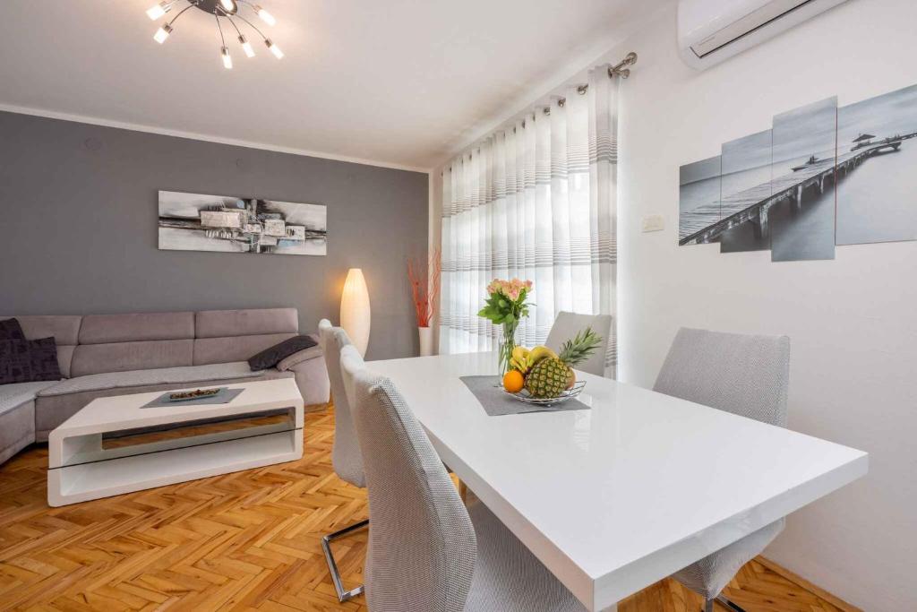 Apartment in Crikvenica 45074 photo 3