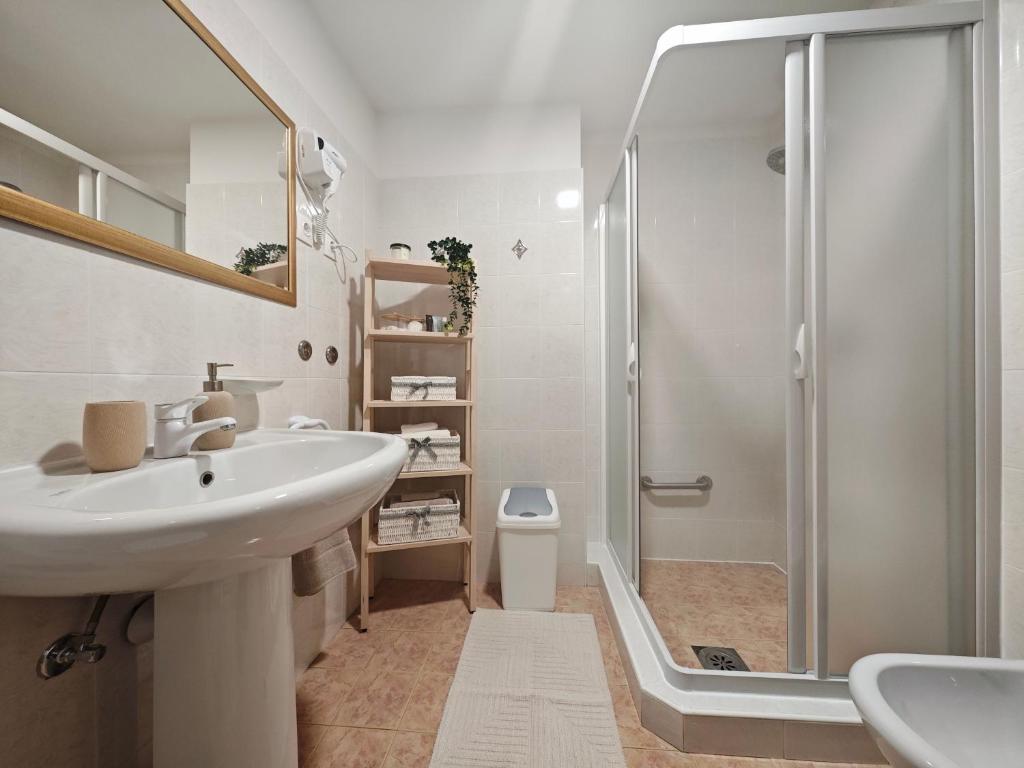 Room with pool 2371 photo 3