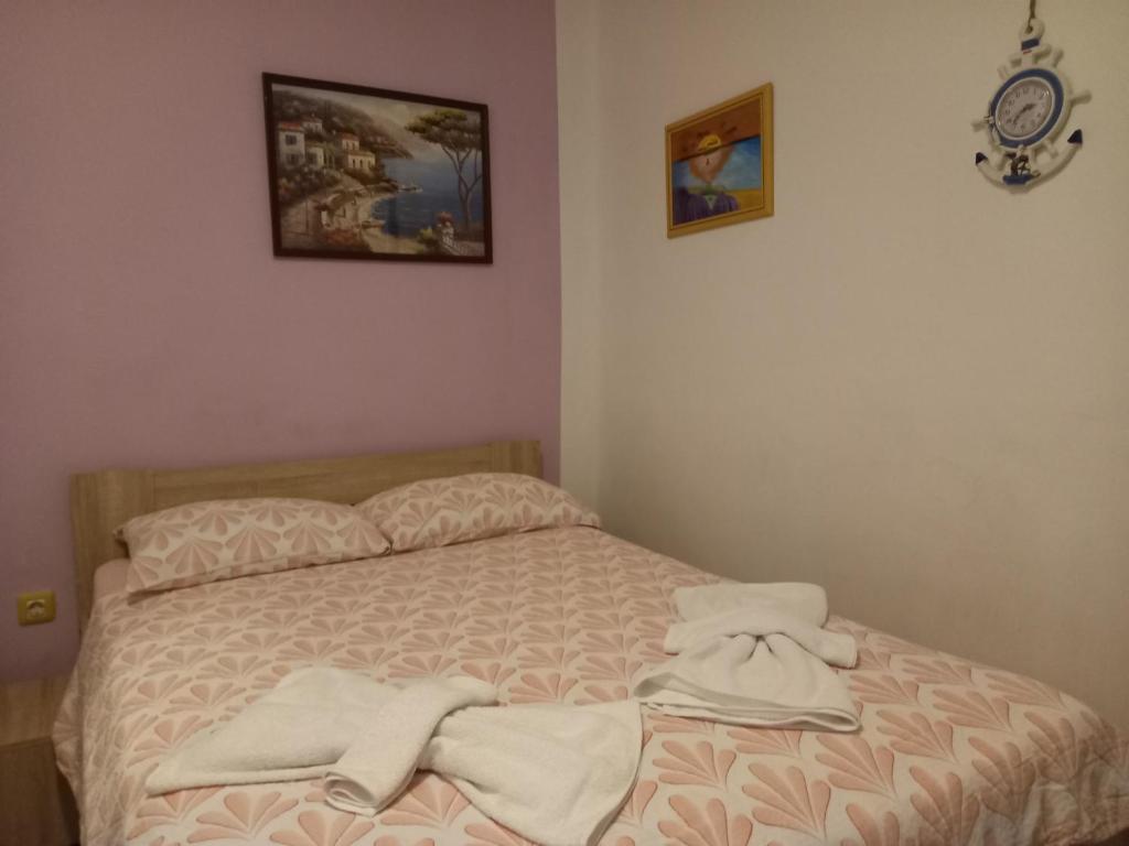 Studio Apartman Elena photo 2