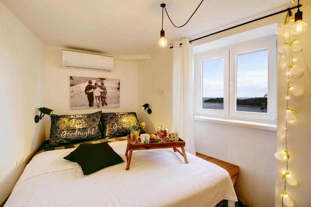 The Room photo 2