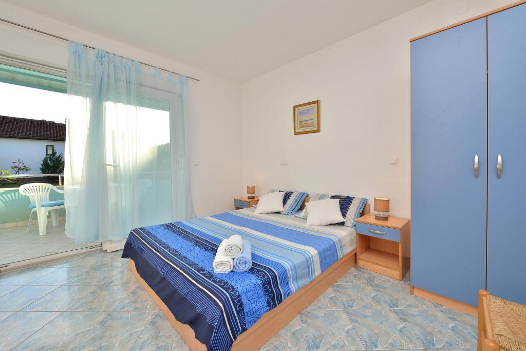 Sara Apartments photo 2