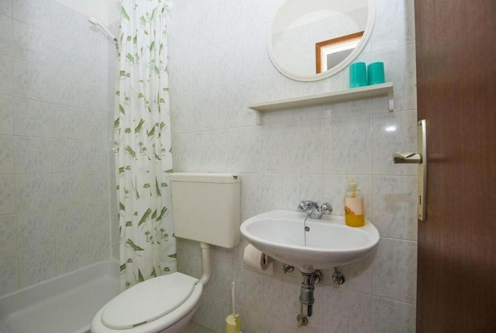 Rooms with WiFi Kampor photo 3