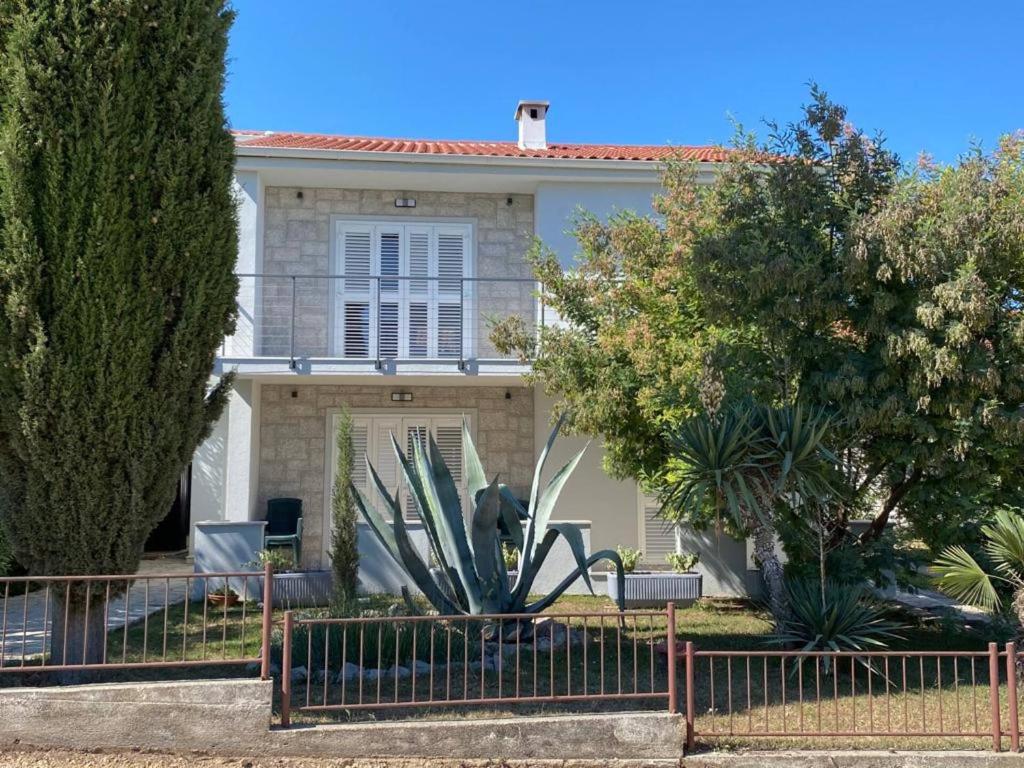 Shabby Chic Apartment DiSente nr1 close to Krk centre — photo 1