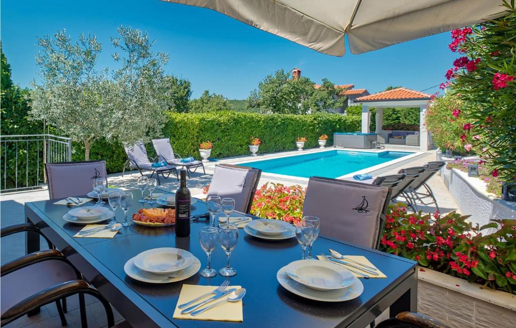 Stunning Home In Labin photo 2