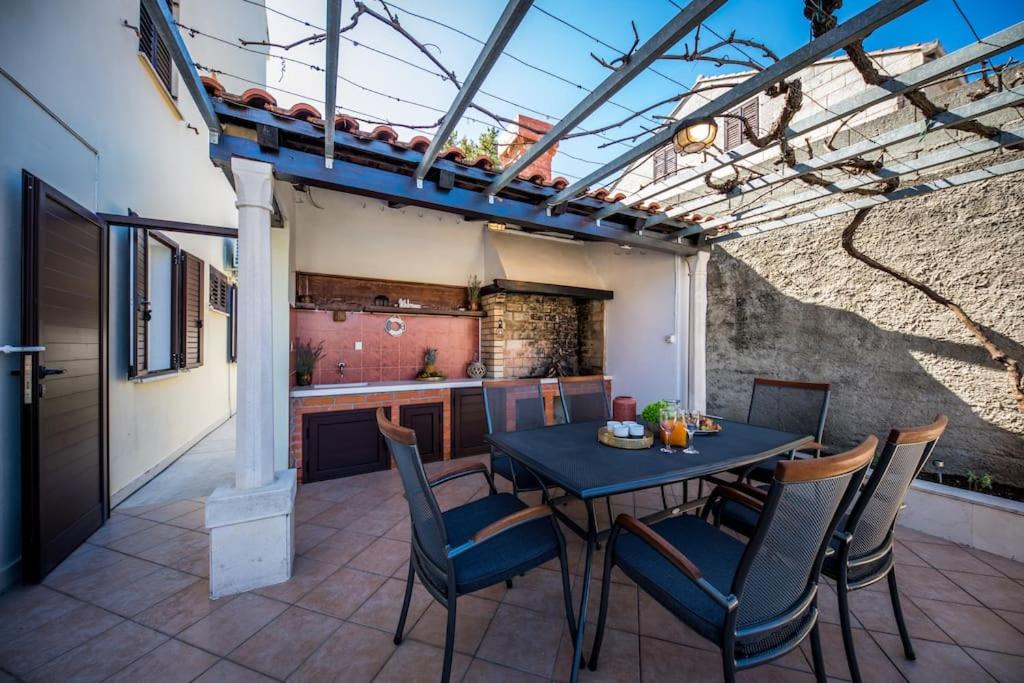 Tere Apartment photo 2