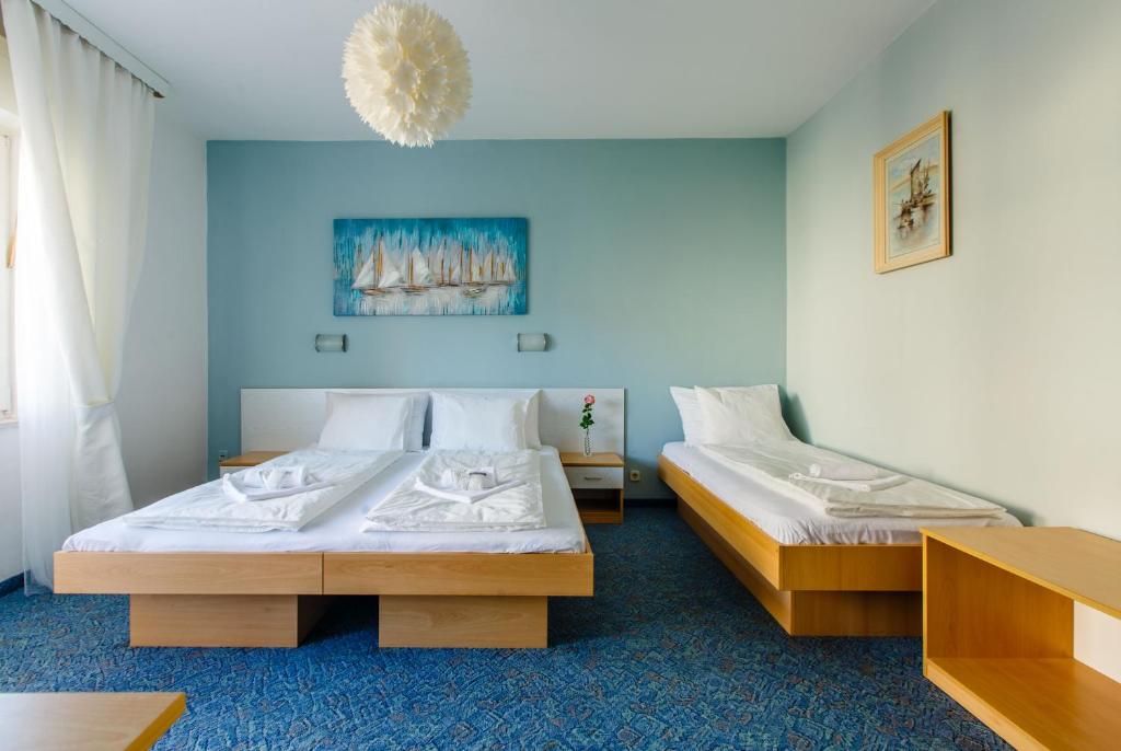 Rooms Split photo 2