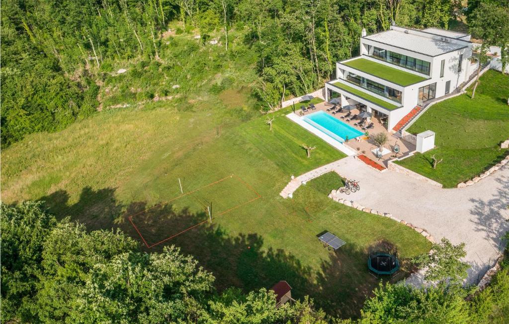 Awesome Home In Zminj With Wifi photo 2