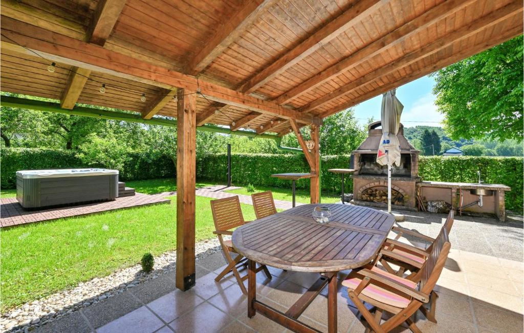 Studio Holiday Home In Galovic Selo photo 2