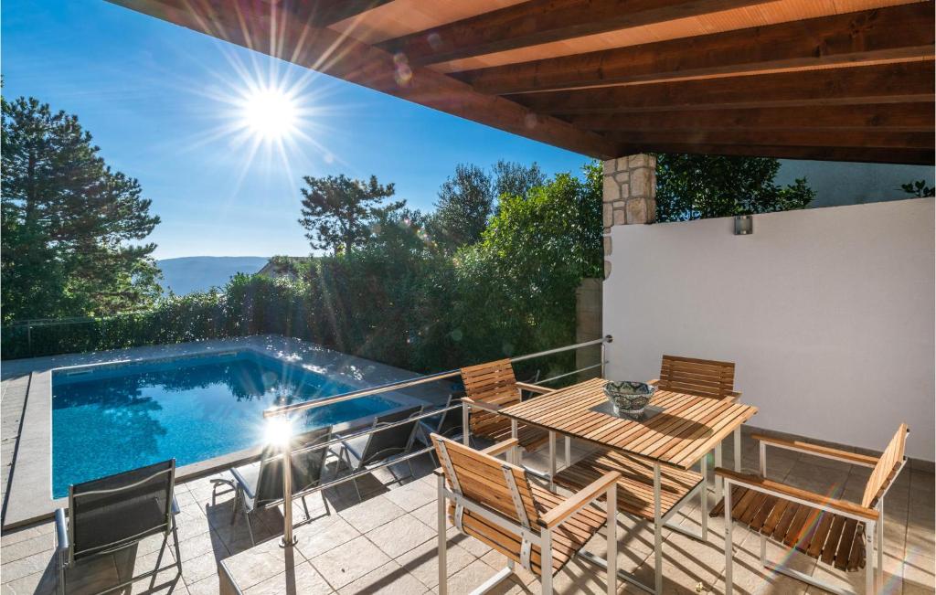 Lovely Home In Plomin With Private Swimming Pool photo 3