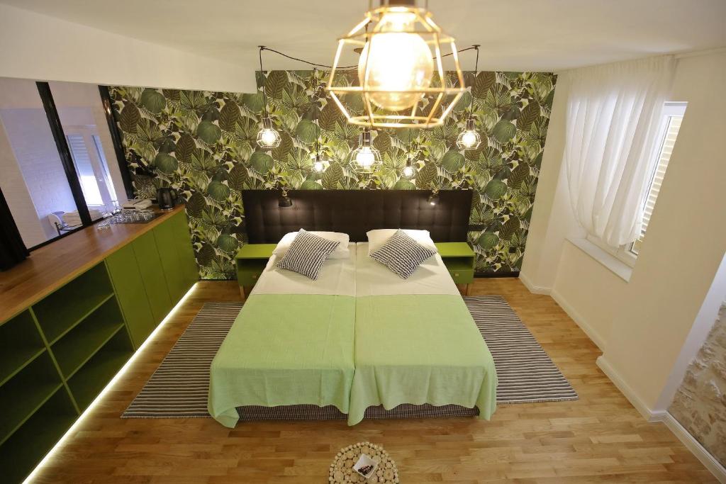 Apartments and rooms with WiFi Zadar - 14030 photo 2
