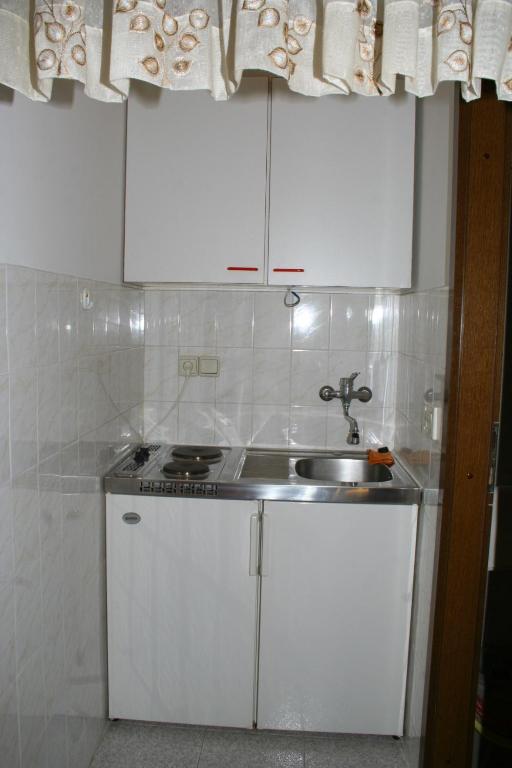 Apartments by the sea Omis - 771 photo 3