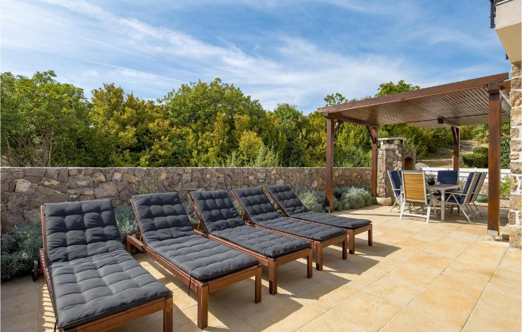 3 Bedroom Stunning Home In Kornic photo 3