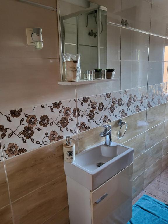 Rijeka apartment with free parking and large balcony photo 3